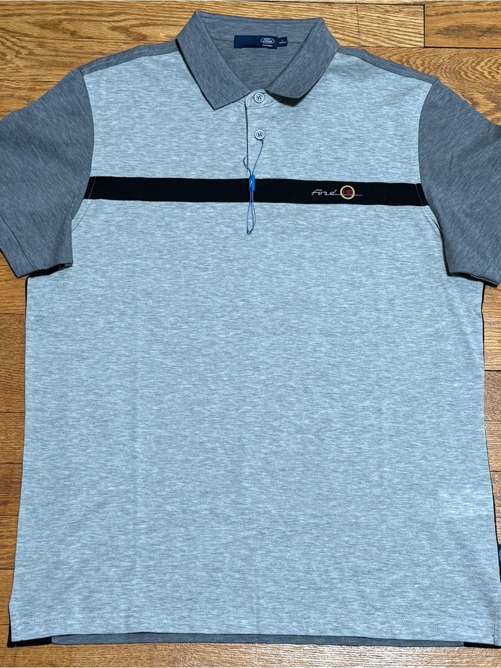 NEW! Women’s (Large) Ford F-100 Short Sleeve Lightweight Golf Polo